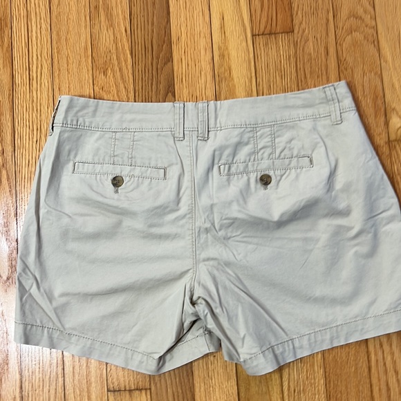 Old Navy Shorts - Picture 4 of 4